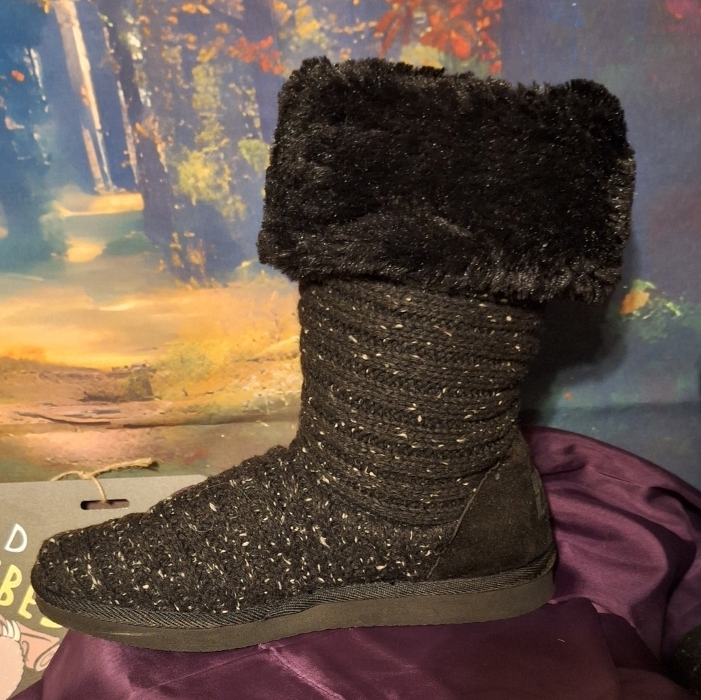 Muk Luks black knit boots Sz 6 - Picture 2 of 6